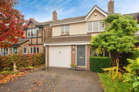 4 bedroom detached house for sale