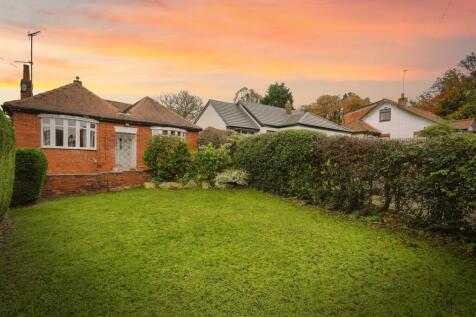 2 bedroom detached bungalow for sale