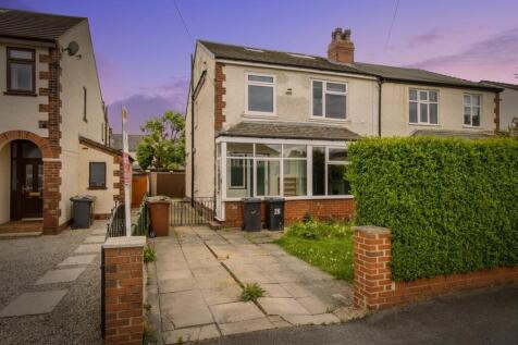 6 bedroom semi-detached house for sale
