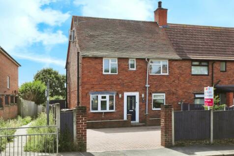 2 bedroom semi-detached house for sale