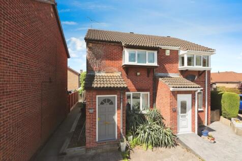 2 bedroom semi-detached house for sale