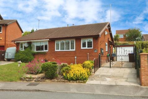 2 bedroom semi-detached bungalow for sale