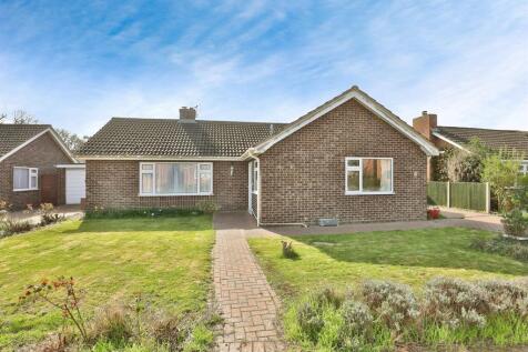 3 bedroom detached bungalow for sale