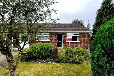 1 bedroom semi-detached bungalow for sale