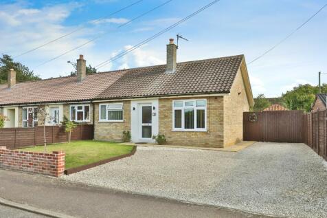 2 bedroom semi-detached bungalow for sale