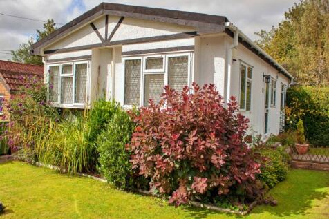 2 bedroom park home for sale