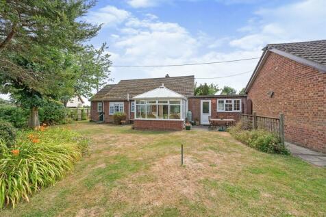 3 bedroom detached bungalow for sale