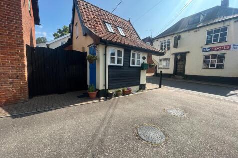 2 bedroom detached house for sale