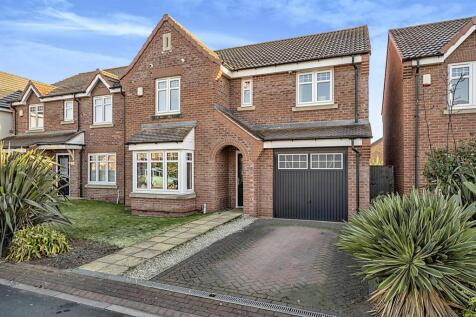 4 bedroom detached house for sale