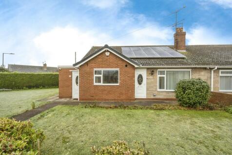 3 bedroom semi-detached bungalow for sale