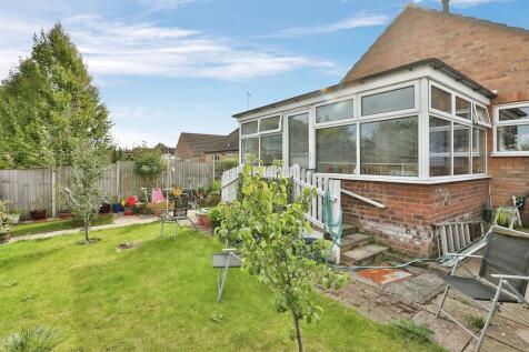 3 bedroom semi-detached bungalow for sale