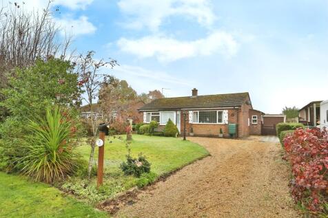 2 bedroom detached bungalow for sale