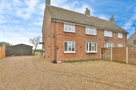 3 bedroom semi-detached house for sale