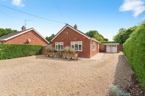 2 bedroom detached bungalow for sale