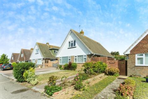 4 bedroom detached bungalow for sale