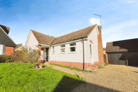 2 bedroom detached bungalow for sale