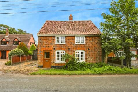 2 bedroom detached house for sale