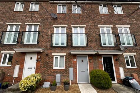 4 bedroom terraced house for sale