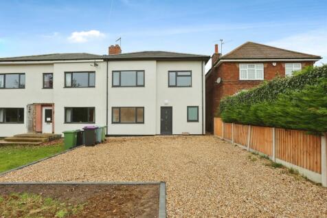 4 bedroom semi-detached house for sale