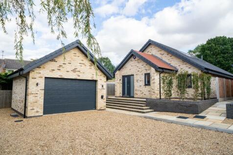 3 bedroom detached bungalow for sale