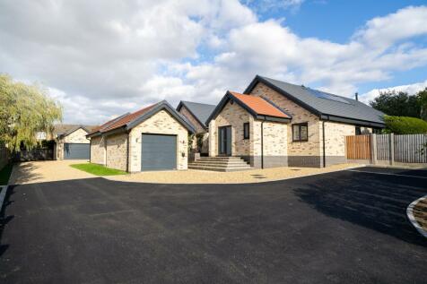 3 bedroom detached bungalow for sale