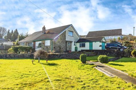 4 bedroom semi-detached bungalow for sale