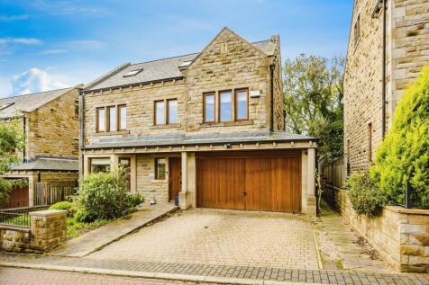 5 bedroom detached house for sale