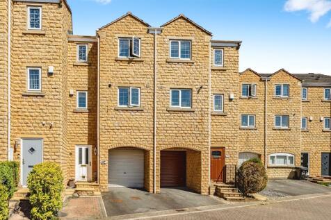 3 bedroom town house for sale