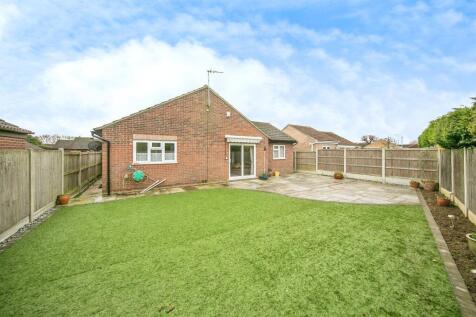 3 bedroom detached bungalow for sale