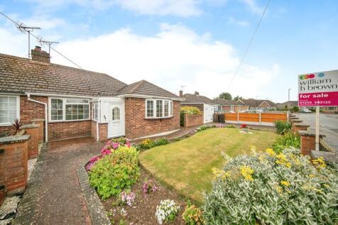 2 bedroom semi-detached bungalow for sale