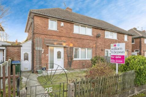 3 bedroom semi-detached house for sale