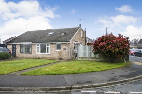 4 bedroom semi-detached bungalow for sale