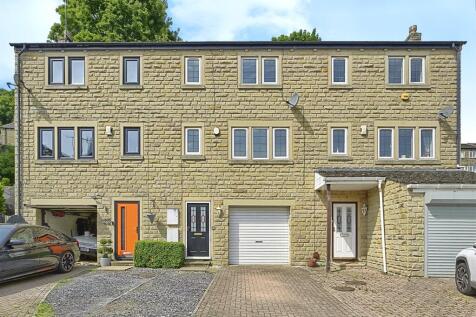 3 bedroom town house for sale