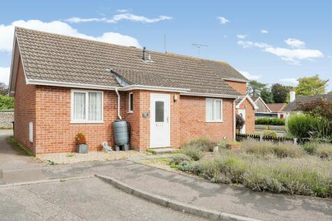 2 bedroom detached bungalow for sale