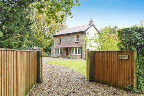 3 bedroom detached house for sale