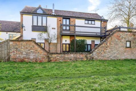 3 bedroom cottage for sale
