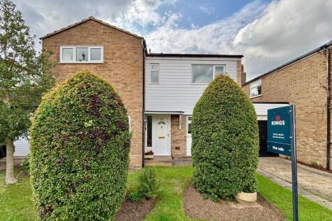 Clarks Lane, Halstead 3 bed link detached house for sale