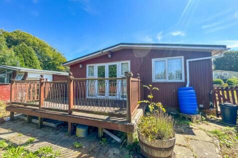2 bedroom chalet for sale