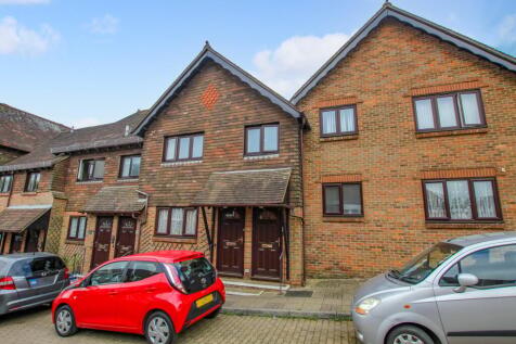 St Martins Way, Battle, TN33 2 bed flat for sale