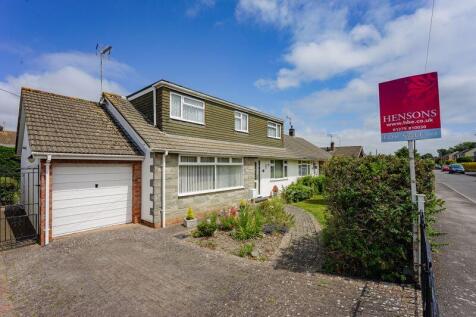 5 bedroom semi-detached house for sale