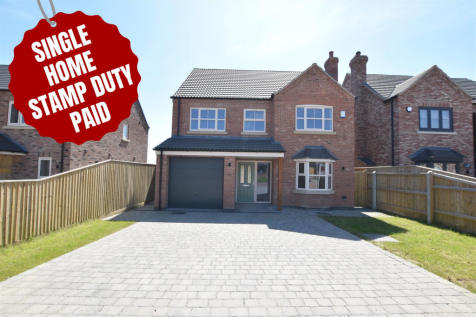 Clyburn Close, Tetney DN36 6 bed detached house for sale