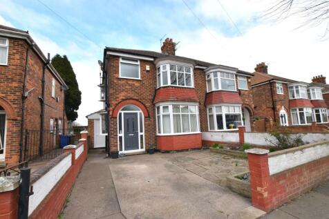 Queen Mary Avenue, Cleethorpes DN35 3 bed semi