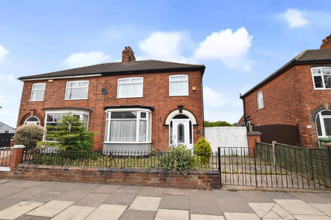 Brereton Avenue, Cleethorpes DN35 3 bed semi