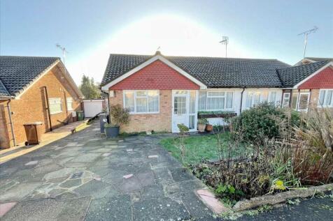 Arden Close, Bushey Heath, WD23. 2 bed bungalow for sale