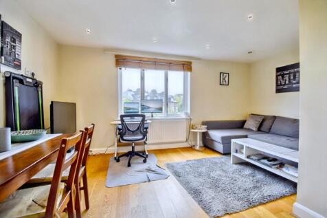 Bellina Mews, Kentish Town, London NW5 1 bed flat for sale