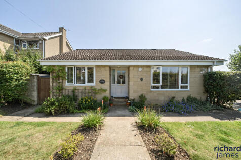 2 bedroom detached house for sale