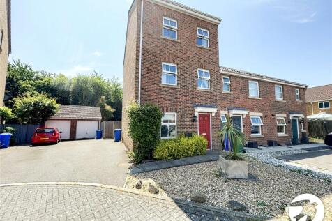 Agate Court, Sittingbourne, Kent, ME10 4 bed semi