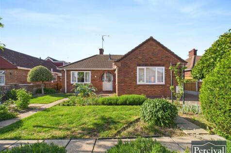 Bawtree Way, Colchester, Essex, CO3 2 bed bungalow for sale