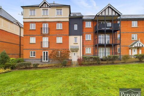 Axial Drive, Colchester, Essex, CO4 2 bed apartment for sale