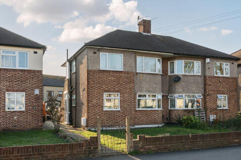 2 bedroom ground floor maisonette for sale